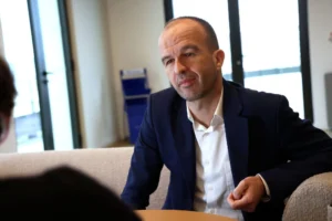 Manuel Bompard compagnon : pourquoi cette recherche intéresse les internautes