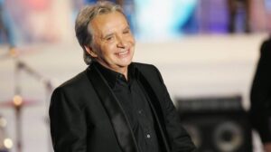 Biographie détaillée : La fiche d'identité de Michel Sardou