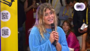 Qui est vraiment la militante Flora Ghebali ?