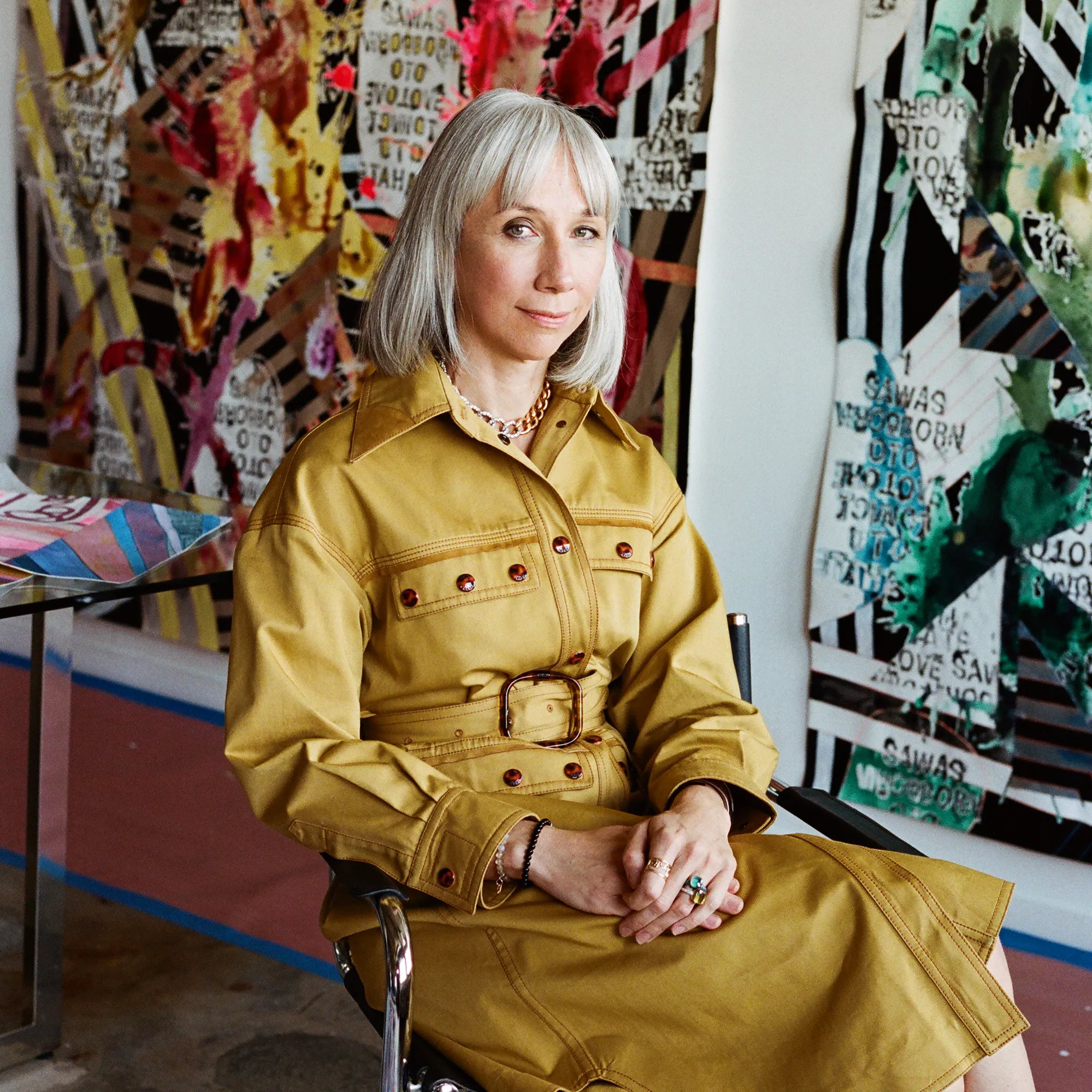 Alexandra Grant : Artiste, œuvres, bio et parcours inspirant